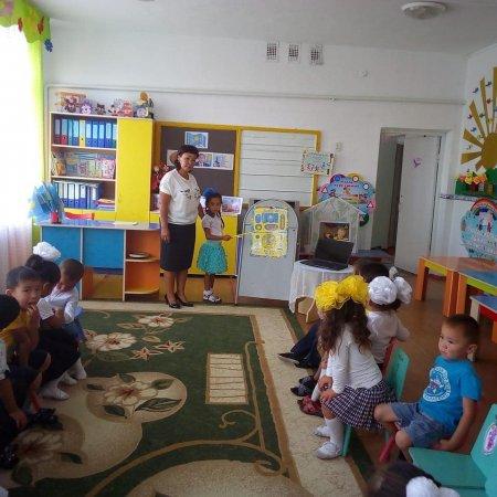 Балдәурен тобы бүлдіршіндері "Ата заңым-айбыным".