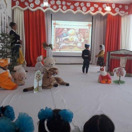 Жаңа жылдық ертегі